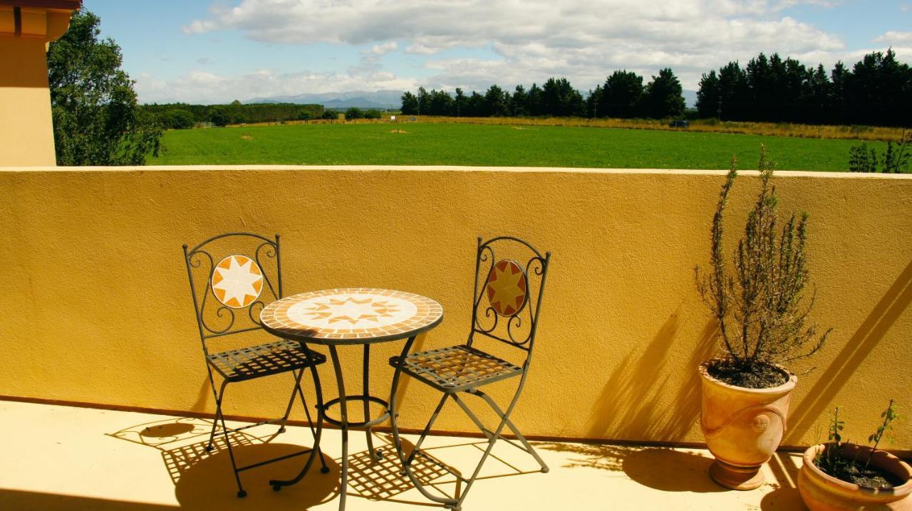Tuscany Downs Estate Darfield Exteriör bild